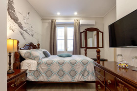 Palace Queen Mary Luxury Rooms