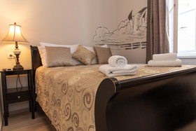 Palace Queen Mary Luxury Rooms