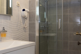Palace Queen Mary Luxury Rooms