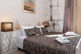 Palace Queen Mary Luxury Rooms