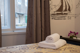 Palace Queen Mary Luxury Rooms