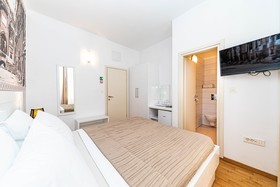 Riva City Rooms