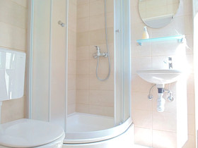 Rooms And Apartments Djanovic