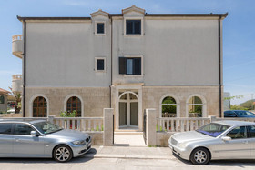 Royal Luxury Apartments