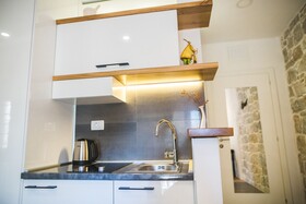 Sir George Luxury Suites