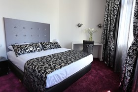 Starlight Luxury Rooms