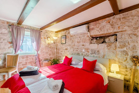 Studio Apartments Sv. Duje