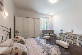 Studios & Room Poesia