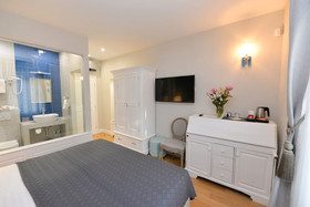 The Duke Luxury Rooms