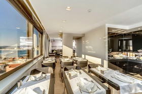 The View Luxury Rooms