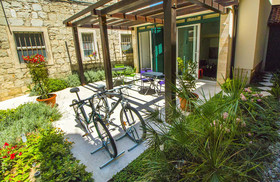 Veig Palace Apartments