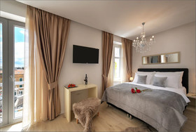 Via Porto Rooms