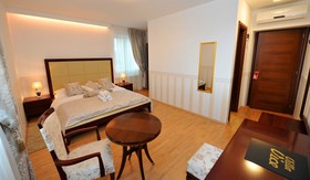 Villa Vice