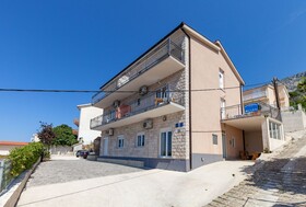 Apartments Ana