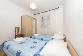 Apartments Ivan