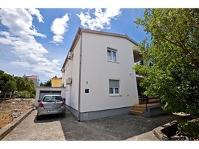 Apartments Zaterini