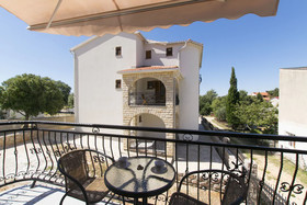 House Paklenica Stone