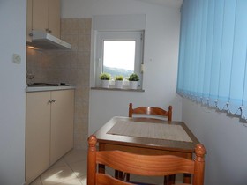 Rooms and Apartments Porat