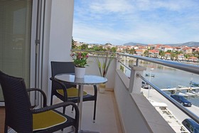 Rooms and Apartments Porat