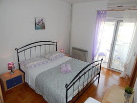 Rooms and Apartments Porat
