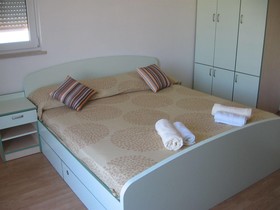 Rooms and Apartments Porat