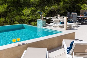 Beachfront Villa Brulupes in Secluded Bay