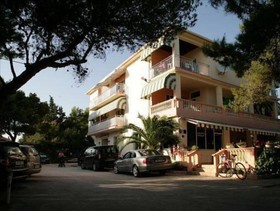 Apartments & Camp Malenica