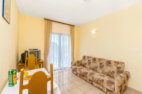 Apartments And Room Kasijan