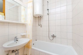 Apartments And Room Kasijan
