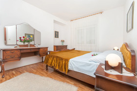 Apartments Augustin