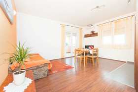 Apartments Luna