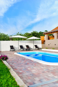 House Gabriela