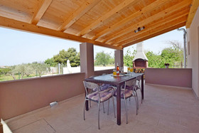 House Gabriela