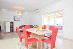 House Gabriela