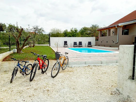 House Gabriela