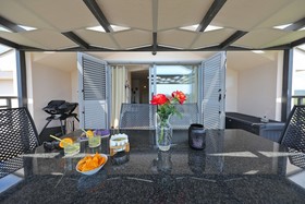Villa Olive Garden Apartments