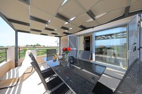 Villa Olive Garden Apartments