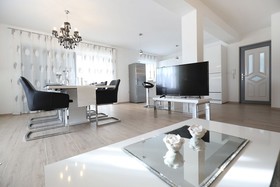 Villa Olive Garden Apartments