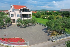 Villa Olive Garden Apartments