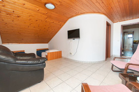 Apartments and Room Danijel
