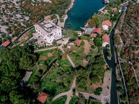 Veladrion Resort