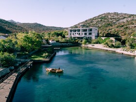 Veladrion Resort