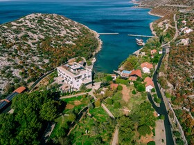 Veladrion Resort