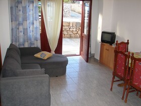 Apartments Petri - close to the sea