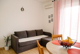 Apartments Petri - close to the sea