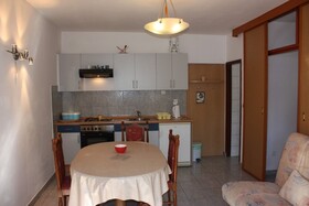 Apartments Petri - close to the sea