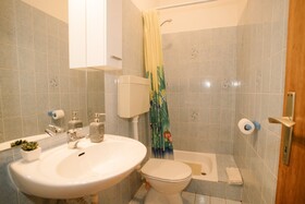 Apartments Petri - close to the sea