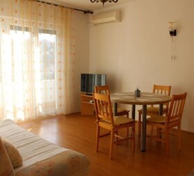 Apartments Petri - close to the sea