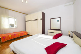 Apartments Radojka