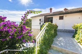 Apartments Rajko